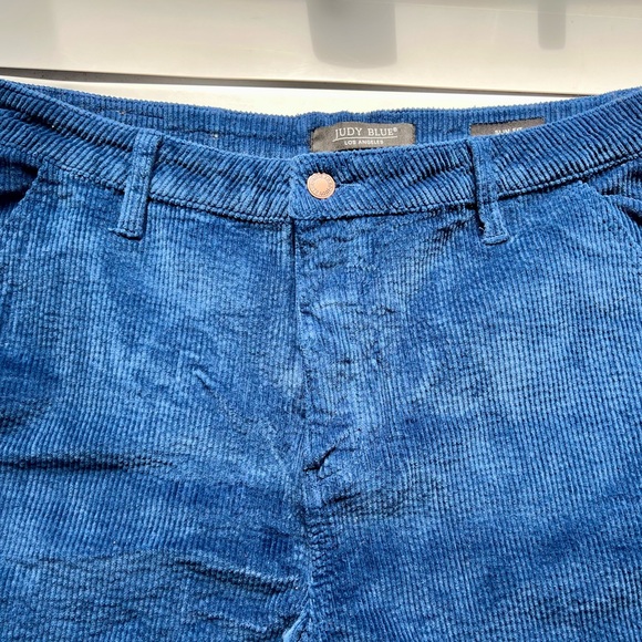 Judy Blue NWOT corduroy pants - Picture 1 of 4
